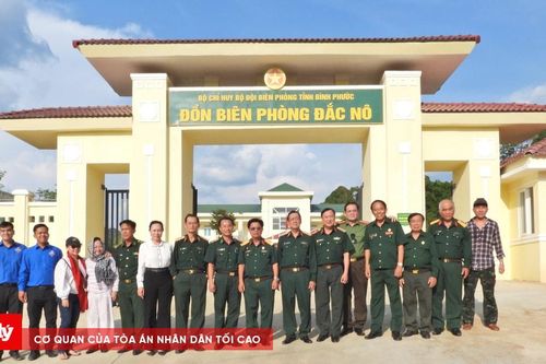 Về nguồn - Thăm lại chiến trường xưa