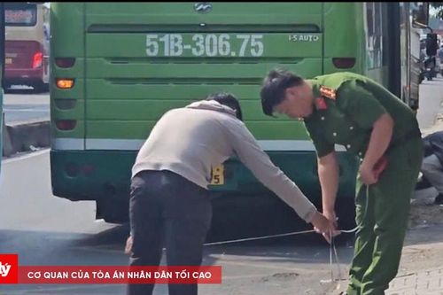 Làm rõ vụ xe buýt cán trúng người phụ nữ khiếm thị