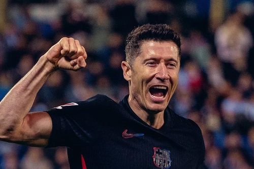 Barca thắng nhờ pha phản lưới, cho Real Madrid 'hít bụi'