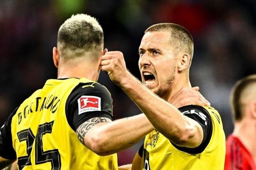 Bayern Munich bị Dortmund chia điểm kịch tính