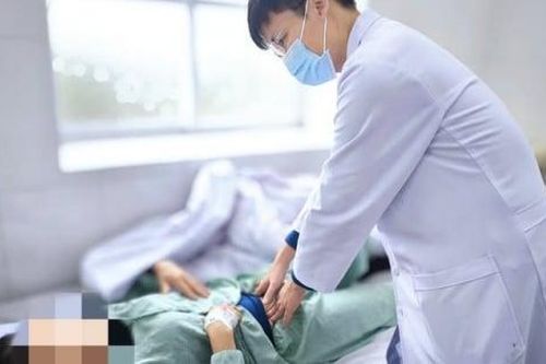 Cứu sống sản phụ 45 tuổi bị băng huyết do sảy thai lưu gần 8 tuần