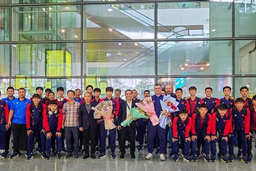 Đội tuyển U17 Việt Nam trở về nước sau hành trình đầy cảm xúc tại Vòng chung kết U17 châu Á