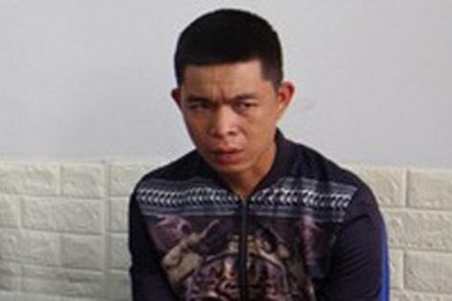 Bắt 2 đối tượng cướp vàng của người phụ nữ đang dọn mộ chồng ở nghĩa trang