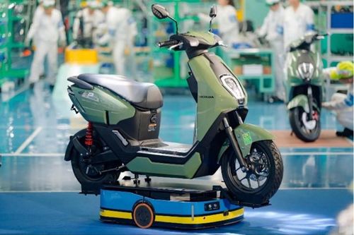 Mỗi phút người Việt sắm 5 xe máy mới trong quý đầu năm 2025