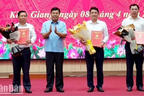 Nhân sự địa phương: Triển khai quyết định công tác cán bộ của Ban Bí thư