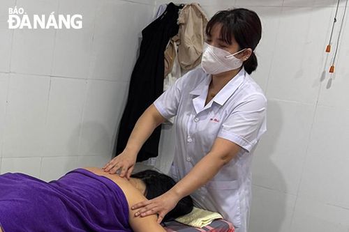 Tạo sinh kế bền vững cho người mù