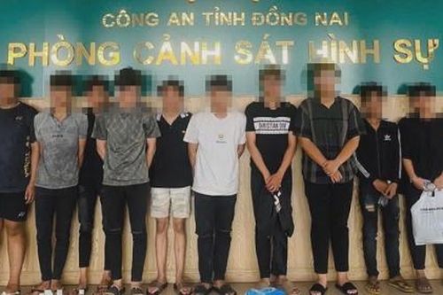 Công an kịp thời ngăn chặn nhóm thanh, thiếu niên mang hung khí chuẩn bị đánh nhau tại phường An Bình