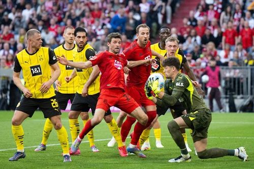 Bayern bị Dortmund cầm chân khiến cuộc đua chưa thể ngã ngũ