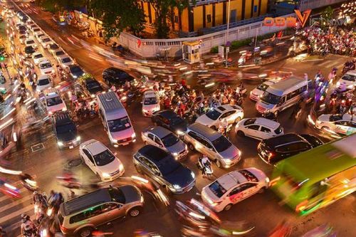Kinh nghiệm lái xe ôtô trong thành phố dành cho tài xế mới