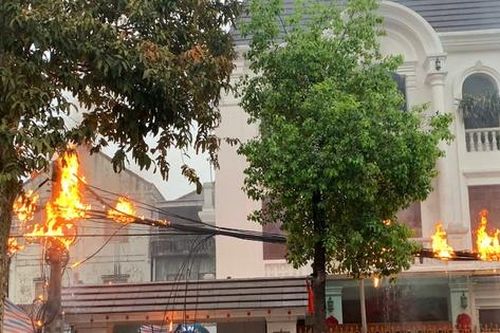 Nghệ An: Kịp thời khống chế đám cháy nghi do chập điện tại thành phố Vinh