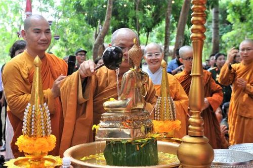 Độc đáo Tết Bunpimay của người Lào trên đất Tây Nguyên