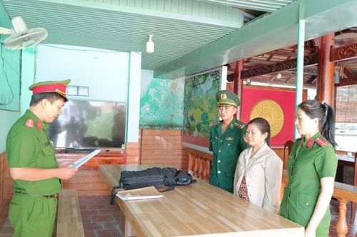 Tiếp nhận 21 công dân từ Campuchia, phát hiện 'nữ quái' trốn truy nã