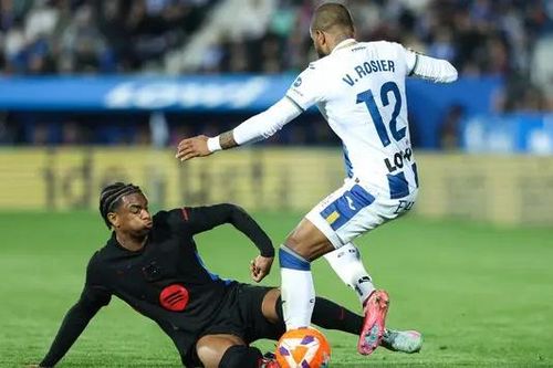 Barcelona thắng nhọc Leganes, Real đối mặt nhiều áp lực