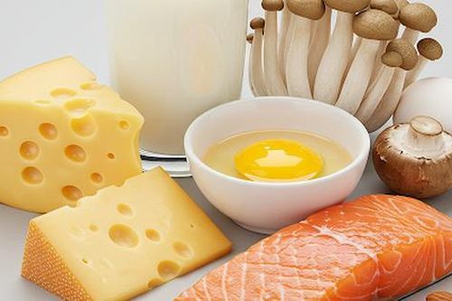 Chế độ ăn có ích với người gù cột sống