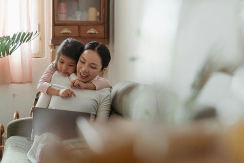Cha mẹ tổn thương sẽ không thể nuôi dạy đứa trẻ kiên cường