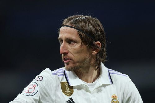 Modric mua CLB ở Anh