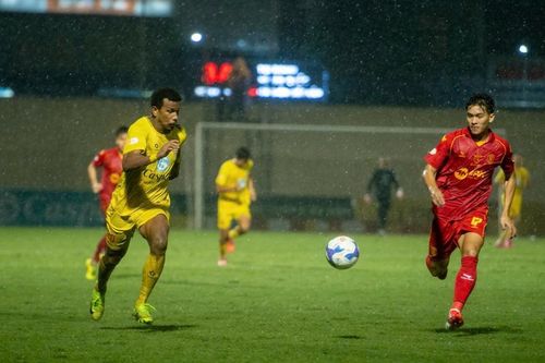 'Ma trận cuộc chiến trụ hạng tại V-League