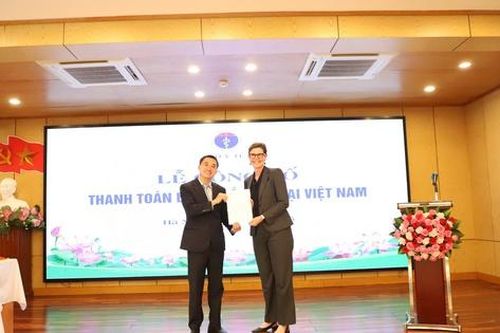 Việt Nam chính thức thanh toán bệnh mắt hột