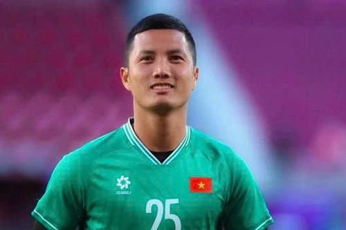 Huấn luyện viên Chu Đình Nghiêm: Tin đồn thủ thành Nguyễn Đình Triệu bị chấn thương là không chính xác