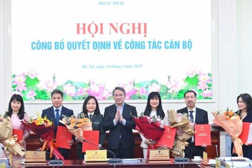 Bộ Tư pháp bổ nhiệm nhiều lãnh đạo cấp Vụ