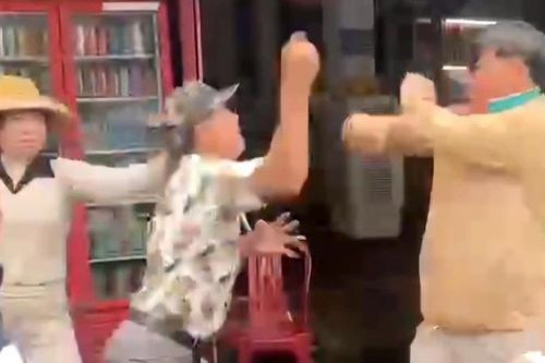 Đà Nẵng làm rõ vụ việc giành khách du lịch trên di tích Hải Vân Quan