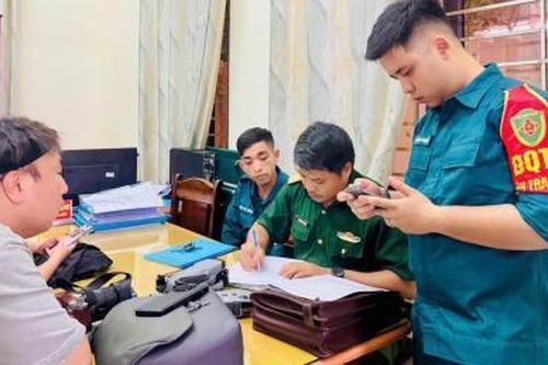 Flycam lạc lối