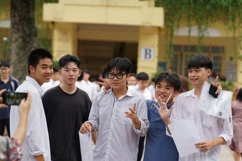 Kiến thức, kỹ năng cần rèn luyện để làm tốt bài Địa lí thi tốt nghiệp THPT