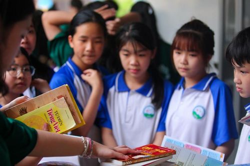 'Nguyệt Vũ' – Hành trình mang tri thức lên vùng cao Yên Bái