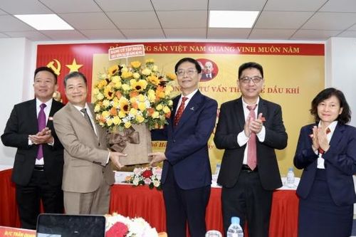 Đảng ủy PVE: Nỗ lực chinh phục những mục tiêu mới
