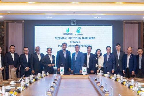 Petrovietnam và PETRONAS thúc đẩy hợp tác thăm dò dầu khí trên thềm lục địa Việt Nam