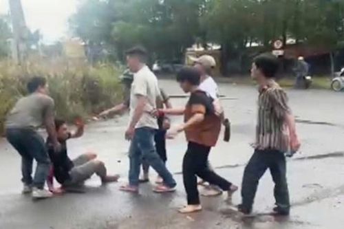Bình Phước: Điều tra vụ mâu thuẫn giữa 2 nhóm nhà xe, 3 người bị chém trọng thương