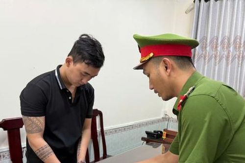Quảng Ngãi: Trộm thẻ ATM, dò trúng mật khẩu rút 57 triệu đồng