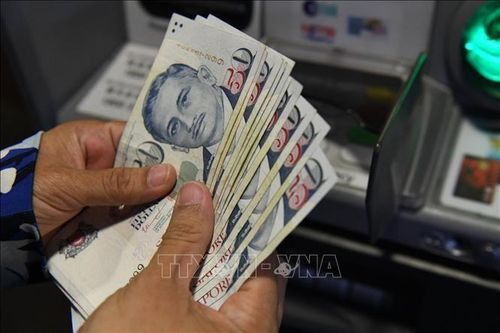 Singapore nới lỏng đồng nội tệ để ứng phó với thuế quan mới của Mỹ