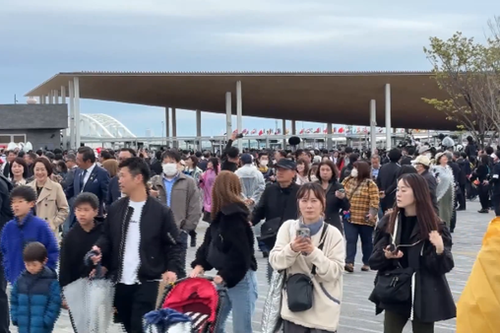 EXPO 2025 chính thức mở cửa đón chào du khách