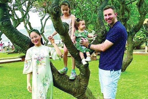 Diễn viên Lan Phương: Tôi và ông xã 'tiền ai người đó giữ'