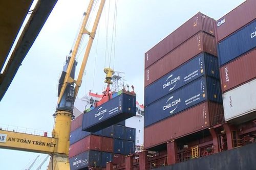 Xuất nhập khẩu hàng hóa bằng container qua Cảng Nghi Sơn chưa như kỳ vọng