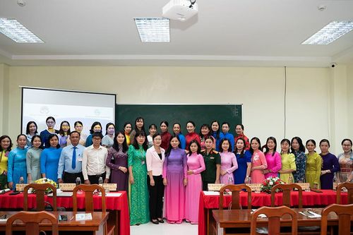 Bồi dưỡng kiến thức, kỹ năng chuyên sâu thực hiện công tác hội theo mô hình mới