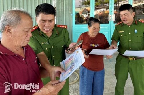 Công an phường Hóa An hướng dẫn phòng cháy bằng mã QR tới khu dân cư