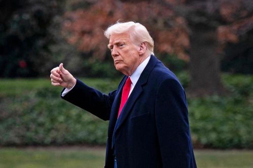 Bác sĩ Nhà Trắng tiết lộ tình trạng sức khỏe đầy bất ngờ của ông Trump