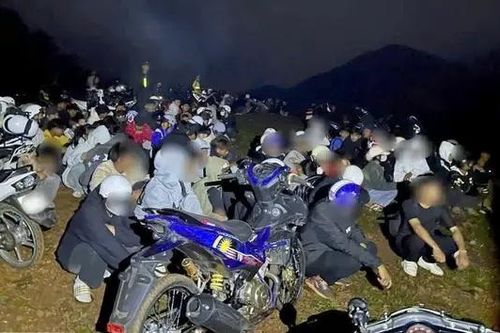 Xử lý 78 thanh niên 'săn mây' gây mất an ninh