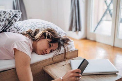 Trào lưu 'người chuột' gây sốt mạng xã hội: Khi giới trẻ chọn sống chậm, trốn tránh thành công