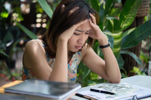 Còn trẻ nhưng đã 'nhớ nhớ, quên quên'