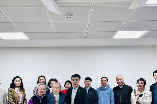 Thầy Biên dạy Hóa
