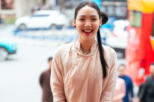 Nữ diễn viên 17 tuổi được chú ý