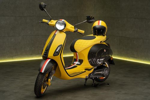 Xe điện Vespa Primavera Elettrica hầm hố với gói độ của Mansory