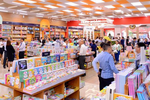 Fahasa lọt top doanh nghiệp tiêu biểu nhân 50 năm thống nhất đất nước