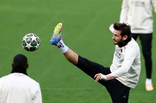 Enrique đặt dấu chấm hết cho 'gánh xiếc' PSG