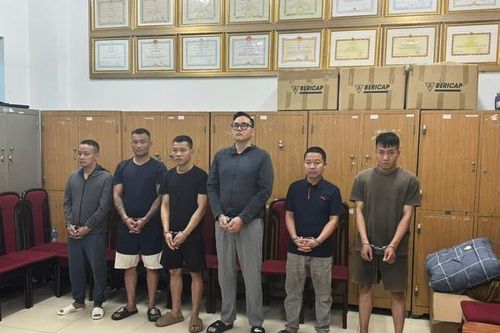 Bắt nhiều đối tượng trong nhóm 'lợn rừng' có dấu hiệu bảo kê xây dựng