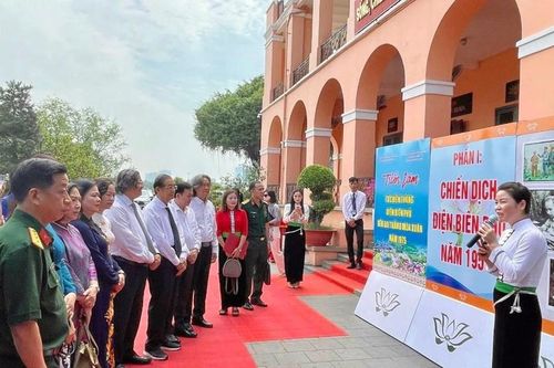 Khai mạc Triển lãm 'Từ Chiến thắng Điện Biên Phủ đến Đại thắng mùa Xuân năm 1975'