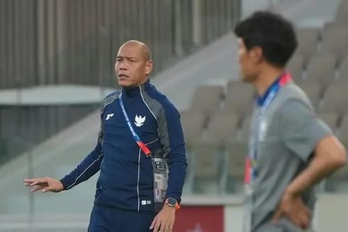 HLV đội U17 xin lỗi sau trận thua 0-6, báo chí Indonesia thừa nhận sự thật về thất bại của đội nhà